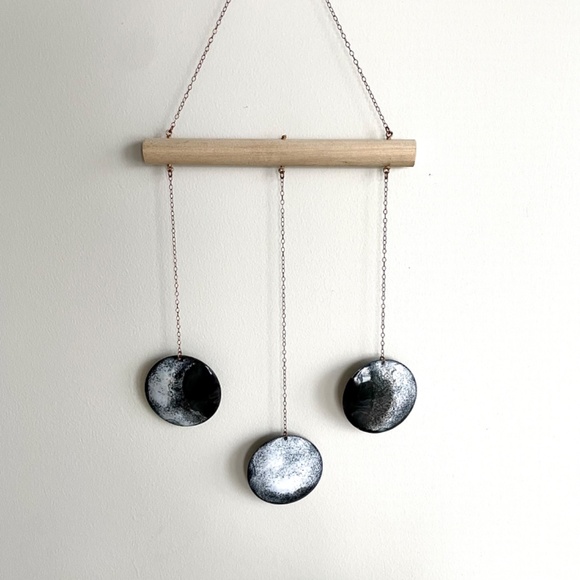 Phases of the Moon Enamelled Wall/Window Hanging/Chimes - Picture 3 of 15